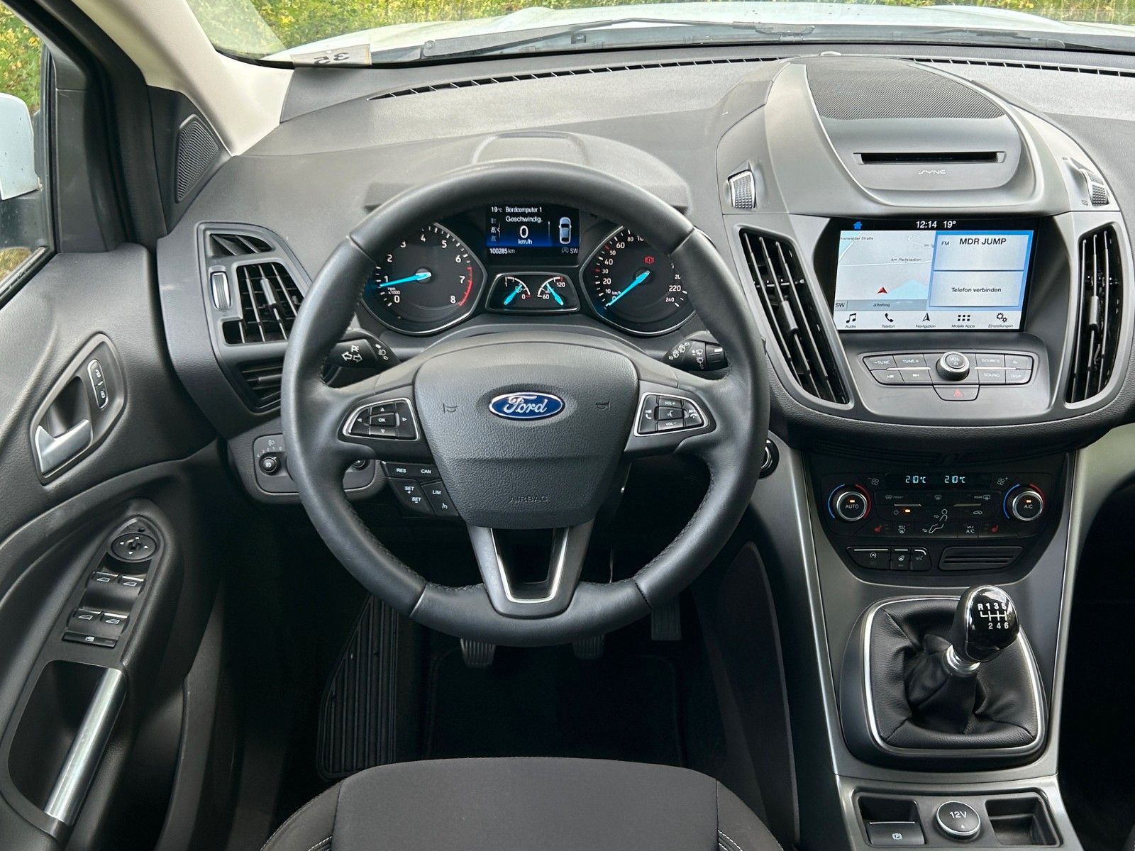 Fahrzeugabbildung Ford Kuga 1.5 EcoBoost Cool&Connect *Nav*Sitzhzg*AHK*