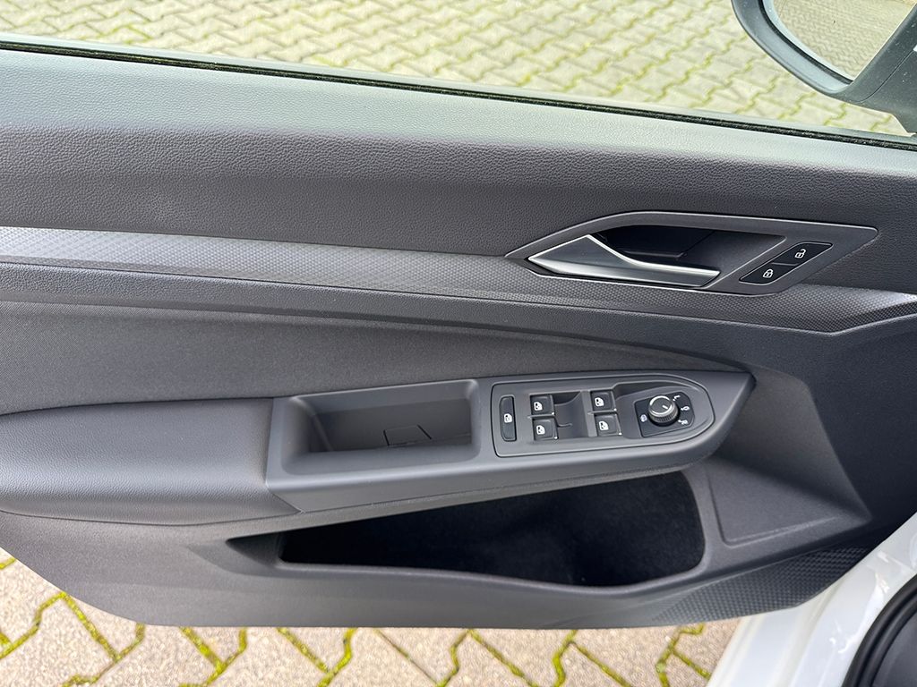 Golf VIII 1.5 TSI "ACTIVE" *LED*IQ.DRIVE*KAMERA*