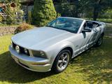 Ford Mustang GT  Cabrio aus erster Hand  - Ford Mustang aus 2005: Cabrio