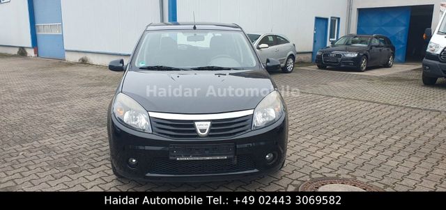 Dacia Sandero Edition FC St. Pauli