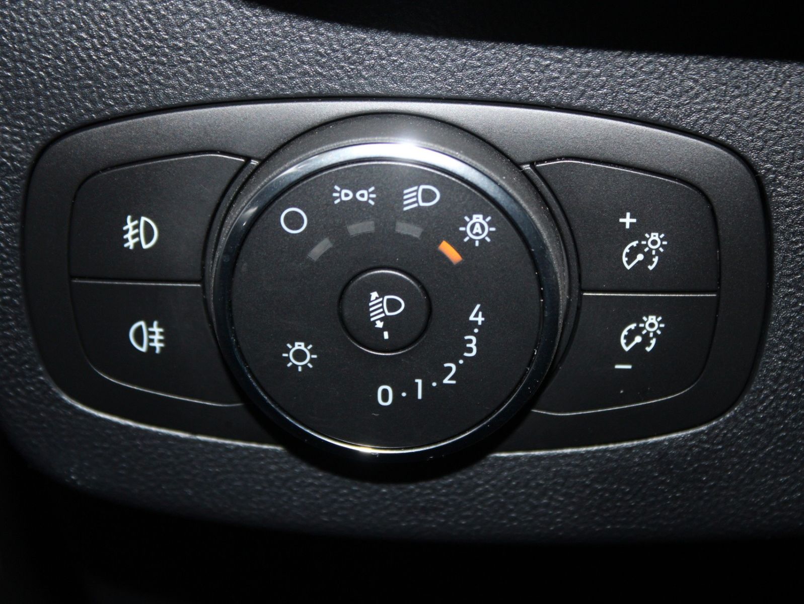 Fahrzeugabbildung Ford Puma MHEV Titanium AUTOMATIK LED NAVI WinterPak