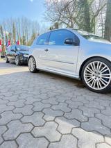 Volkswagen VW Golf R32 - Volkswagen: R32