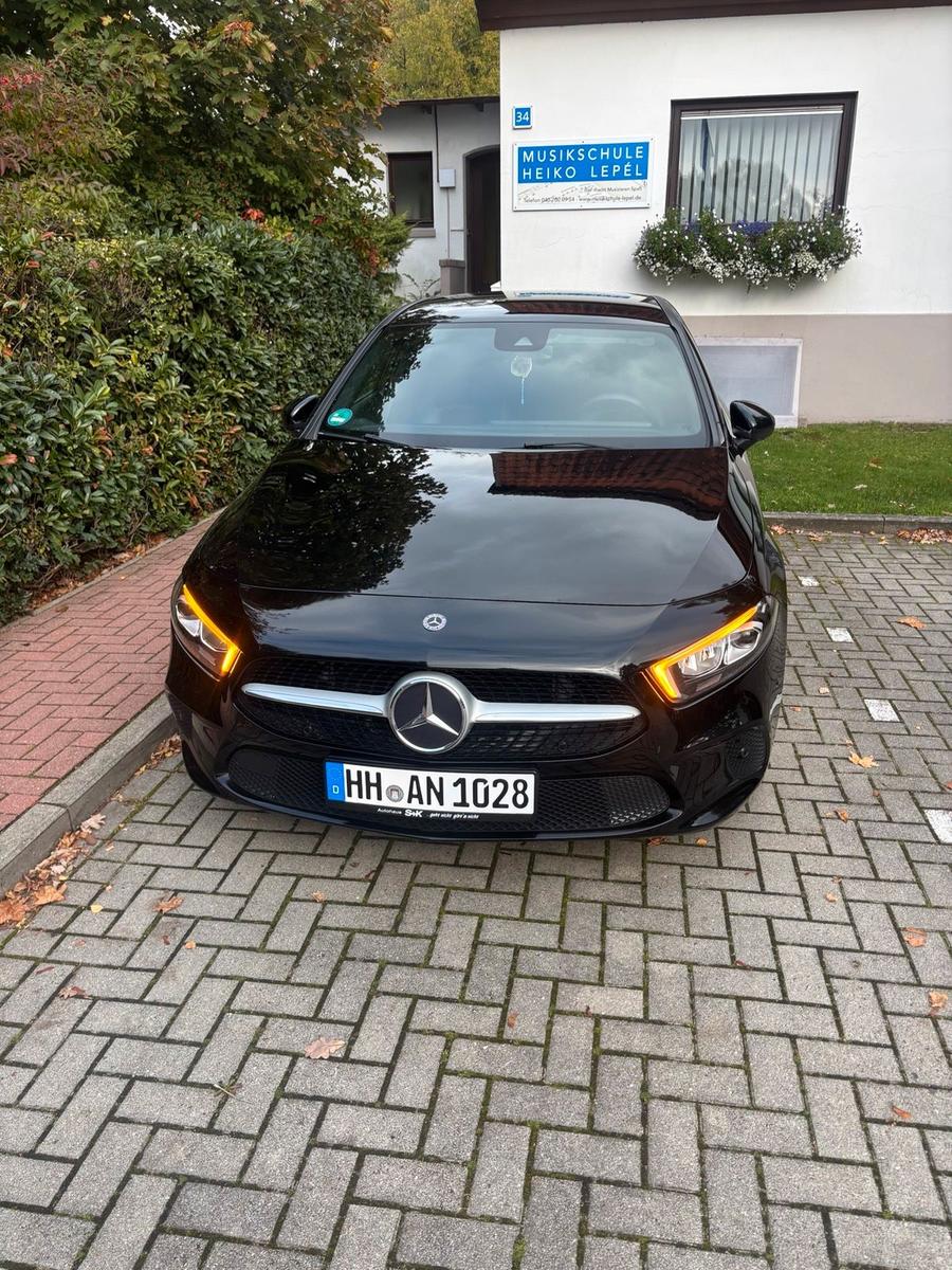 Mercedes-Benz A 180