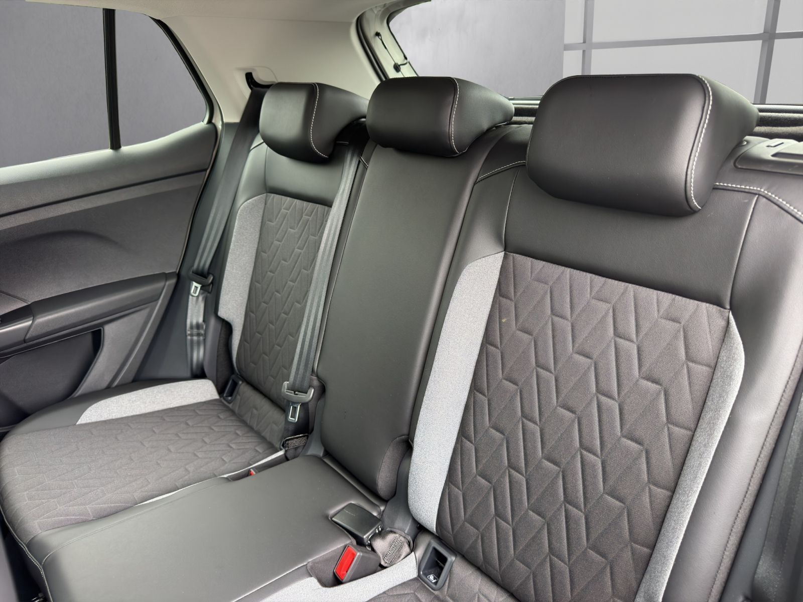 Volkswagen T-Cross - Bild 11