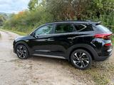 Hyundai TUCSON 2.0 CRDi Auto 4WD Premium Pano AHK - Hyundai TUCSON von privat