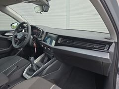 Fahrzeugabbildung Audi A1 Sportback 25 TFSI advanced LED VIRTUAL SHZ