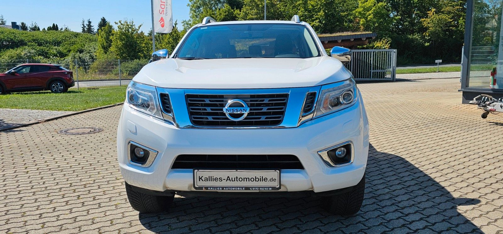 Fahrzeugabbildung Nissan Navara NP300 Tekna Double Cab 4x4