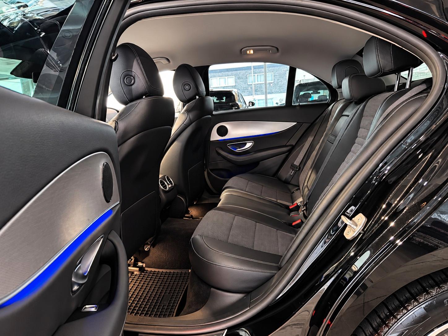 Mercedes-Benz E 200 Limousine*PDC*Navi*