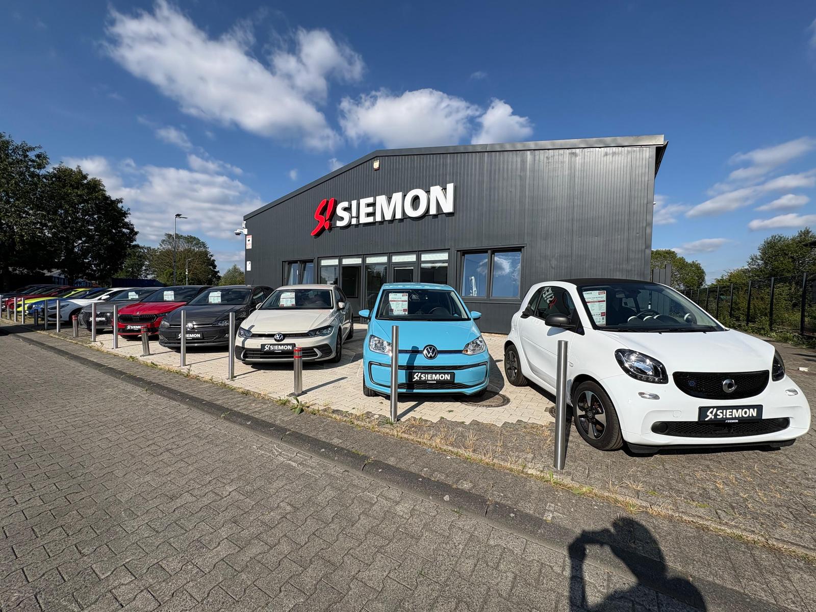 showroom-image-main