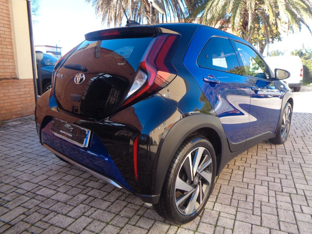 Other Toyota Aygo X 1.0 VVT-i 72 CV 5 porte Lounge BLU imagem 3