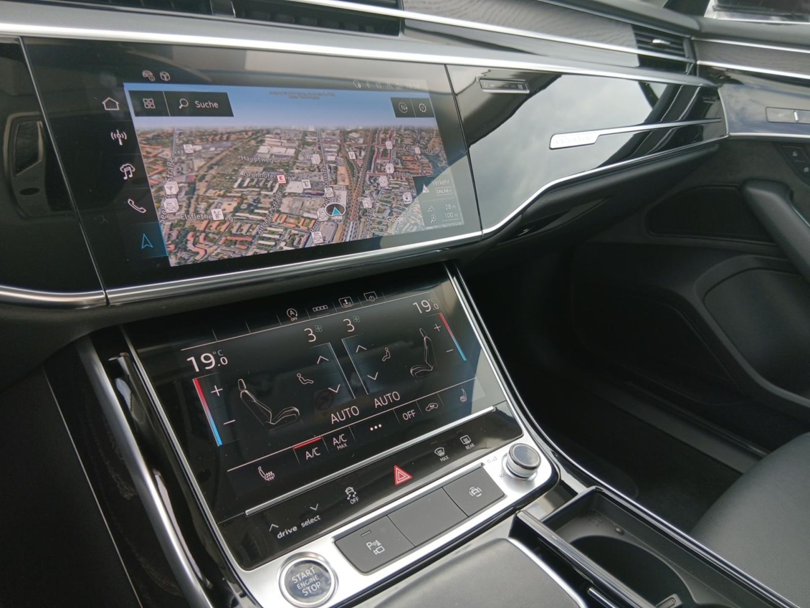 Audi A8 - Bild 20
