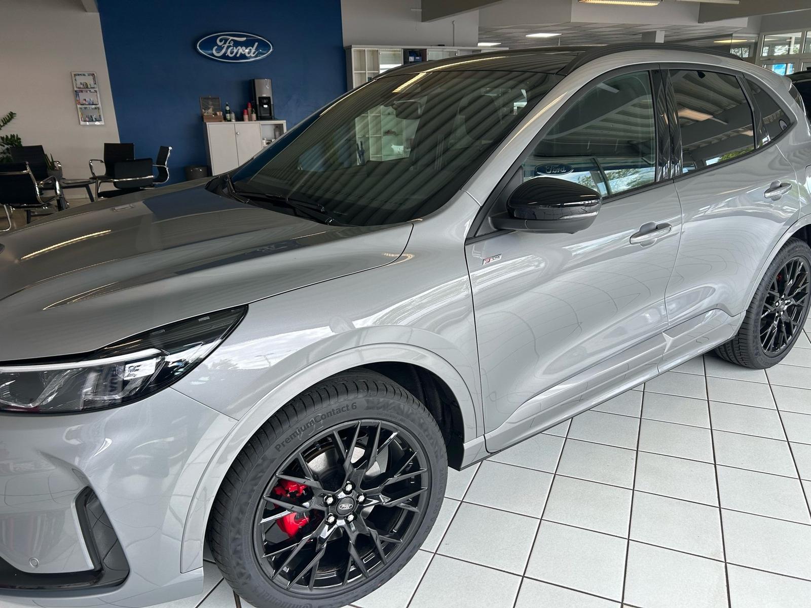 Ford Kuga Hybrid ST-Line X