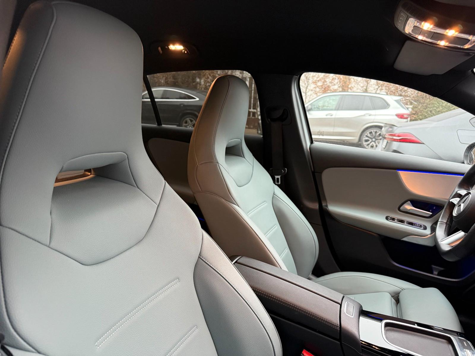 Mercedes-Benz A 250e - AMG Line-RFK-Ambiente-Advanced Plus