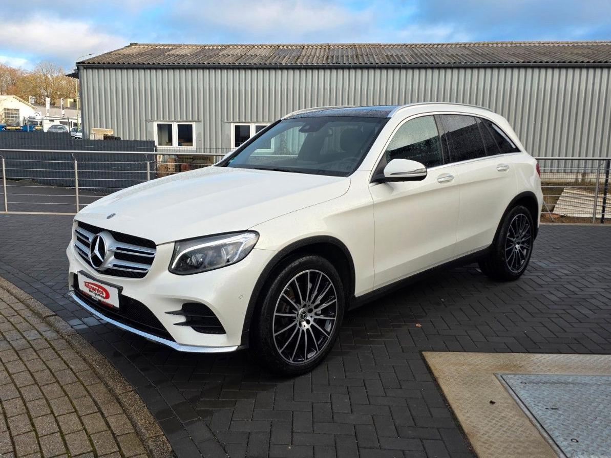 Mercedes-Benz GLC 250 d 4M AMG ILS LED Pano designo-Interieur