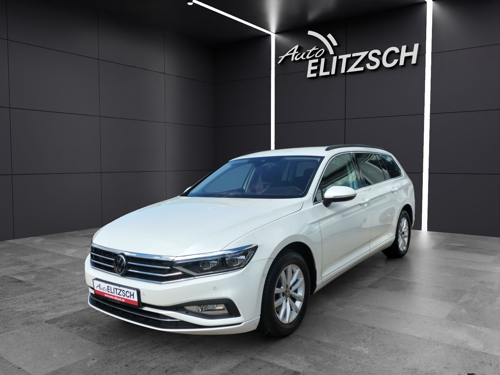 Fahrzeugabbildung Volkswagen Passat Variant TDI Business DSG Matrix AHK Navi