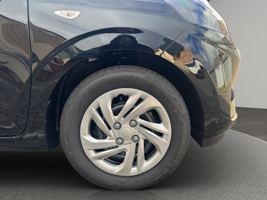 Hyundai i10 1.0 SELECT - INCL. NAVI - SOFORT