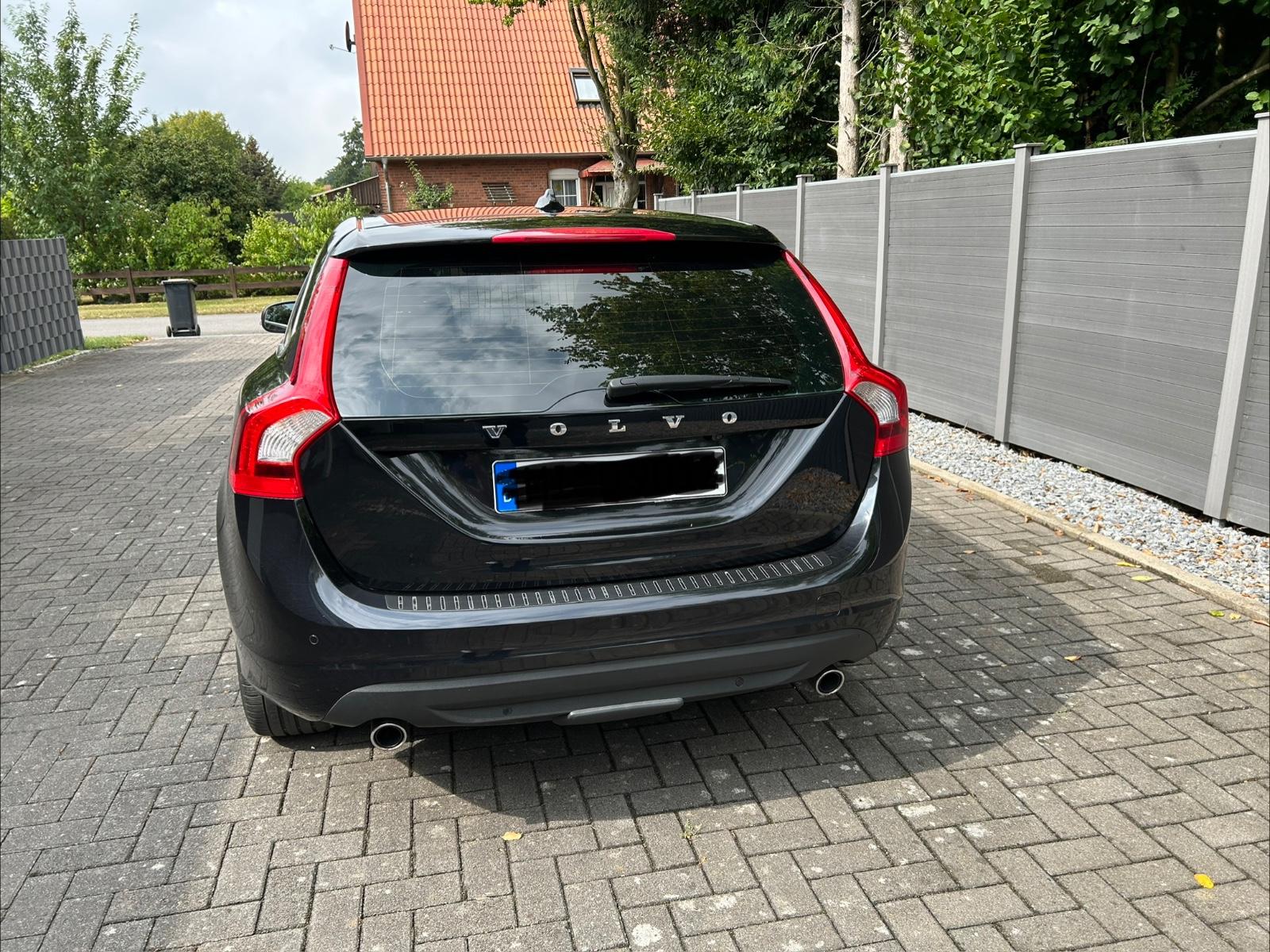 Volvo V60 2013 — photo 8