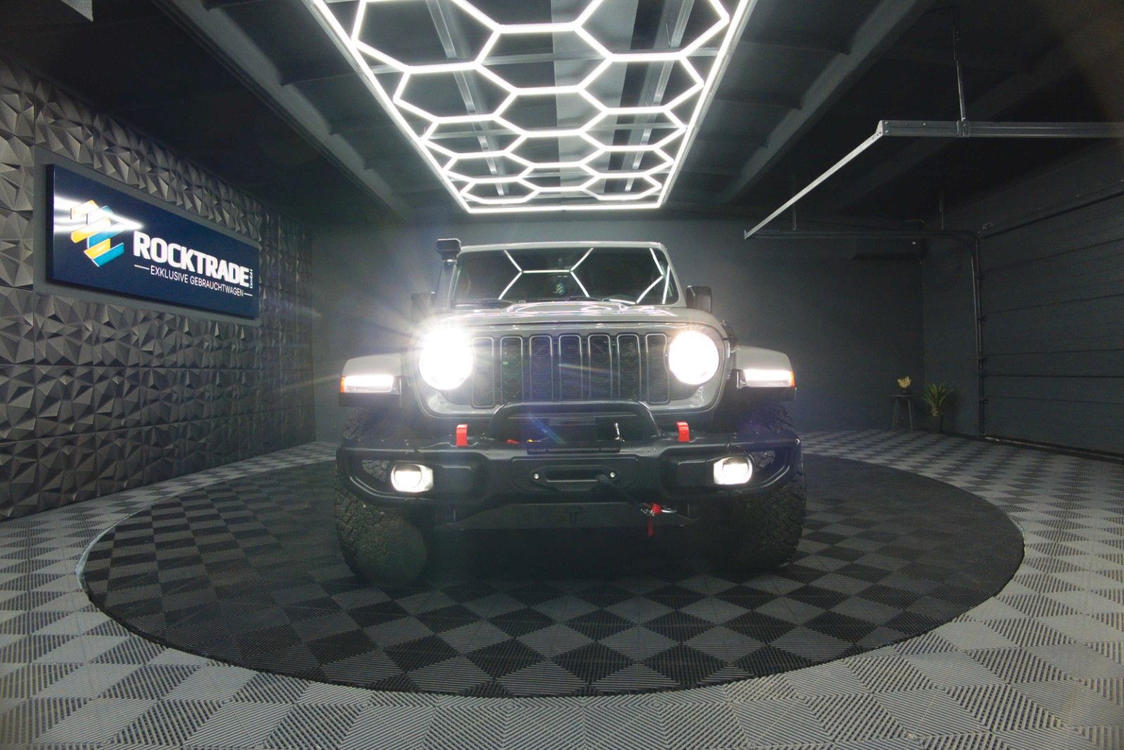 Fahrzeugabbildung Jeep Wrangler 3.6 V6 UNLIMITED SAHARA OFFROAD 4x4 LED