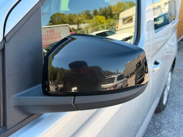 Volkswagen Caddy - 9