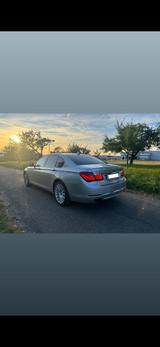 BMW 750i LCI xDrive - BMW 750 in Stuttgart