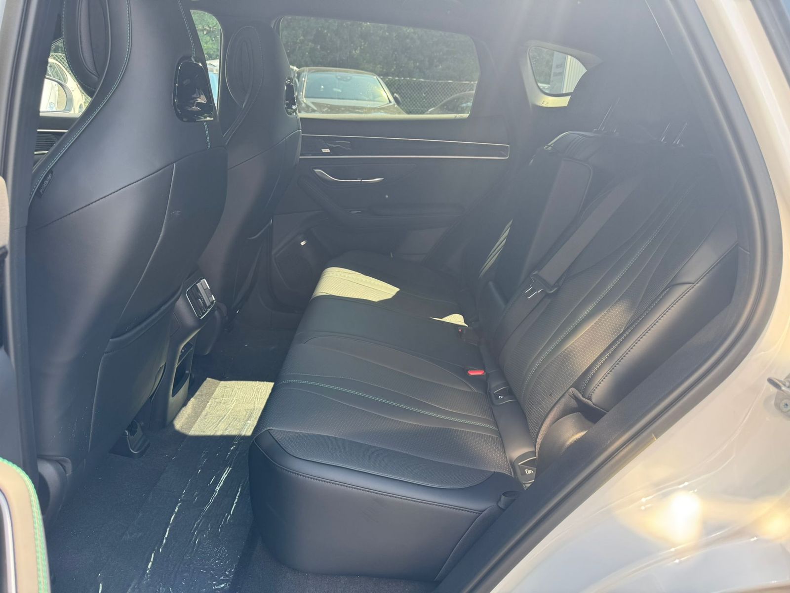 Fahrzeugabbildung BYD SEAL U DM-i PHEV PANO+HEAD+NAVI+LED+SHZ+360°+19"