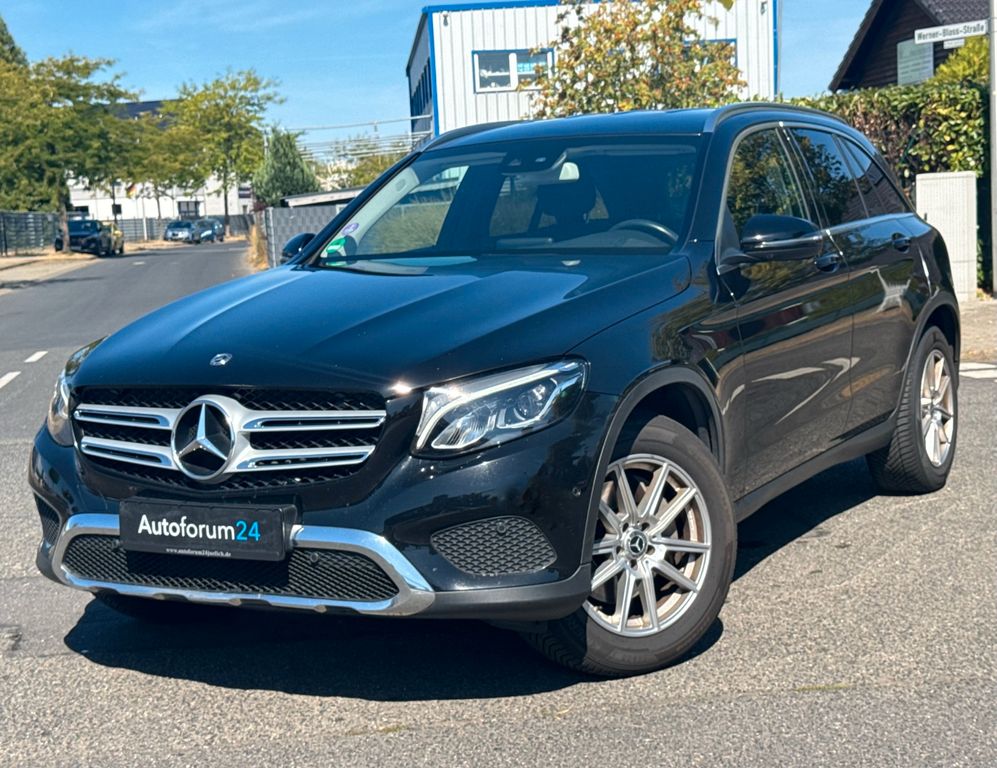 Image of Mercedes-Benz GLC 250