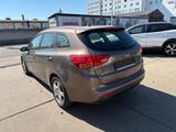 Kia Ceed Sportswagon 1.6/SITZHEIZUNG/LENKRADHEIZUNG - Kia cee'd Sportswagon bis 10.000 Euro