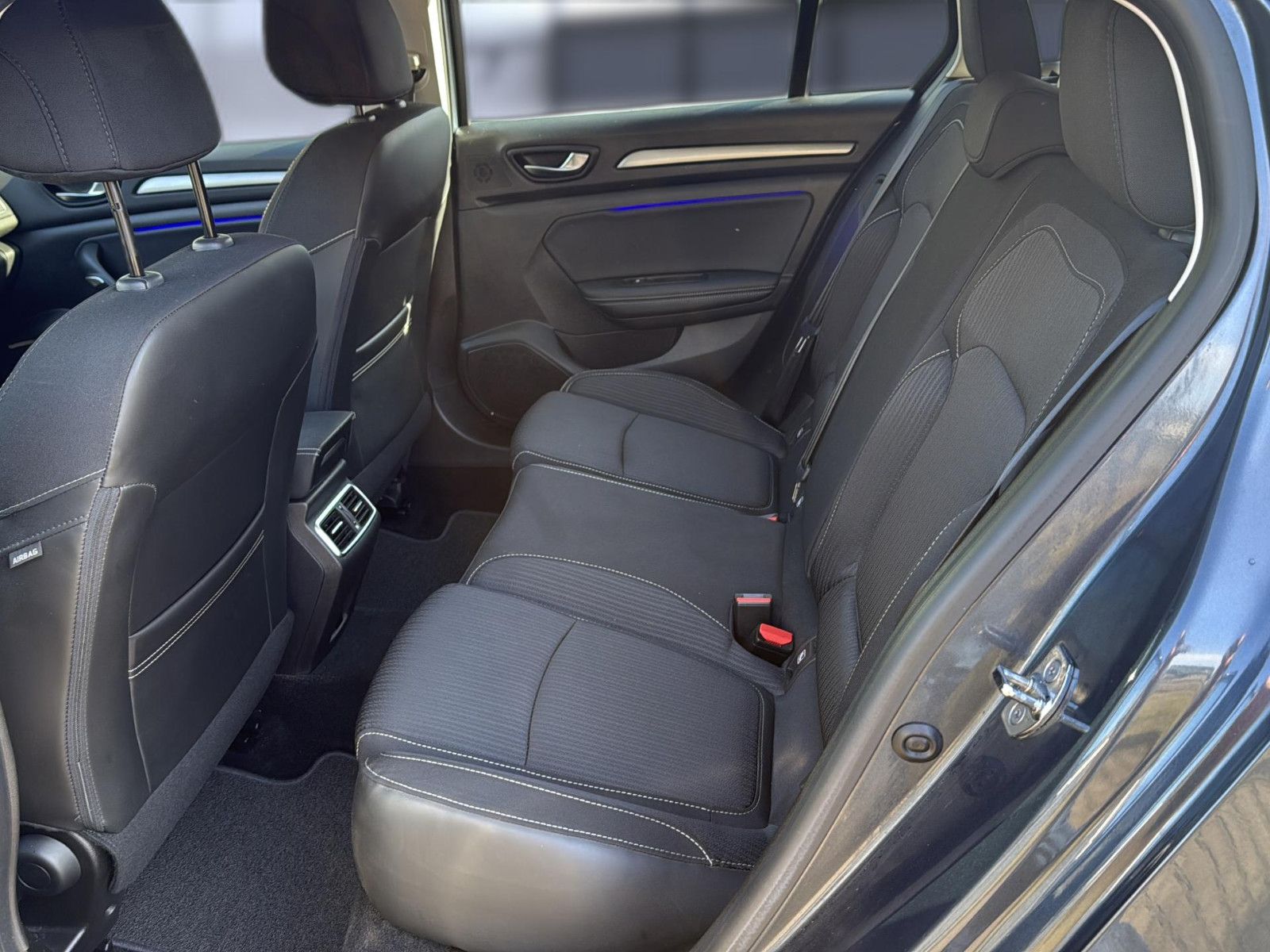 Fahrzeugabbildung Renault Megane IV Grandtour Intens/ 1. Hand