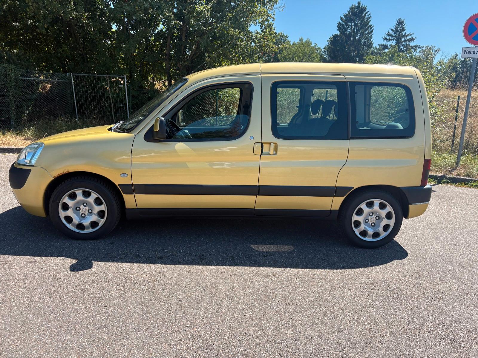 Peugeot Partner 2,0 Diesel Klima AHK 5 Sitzer