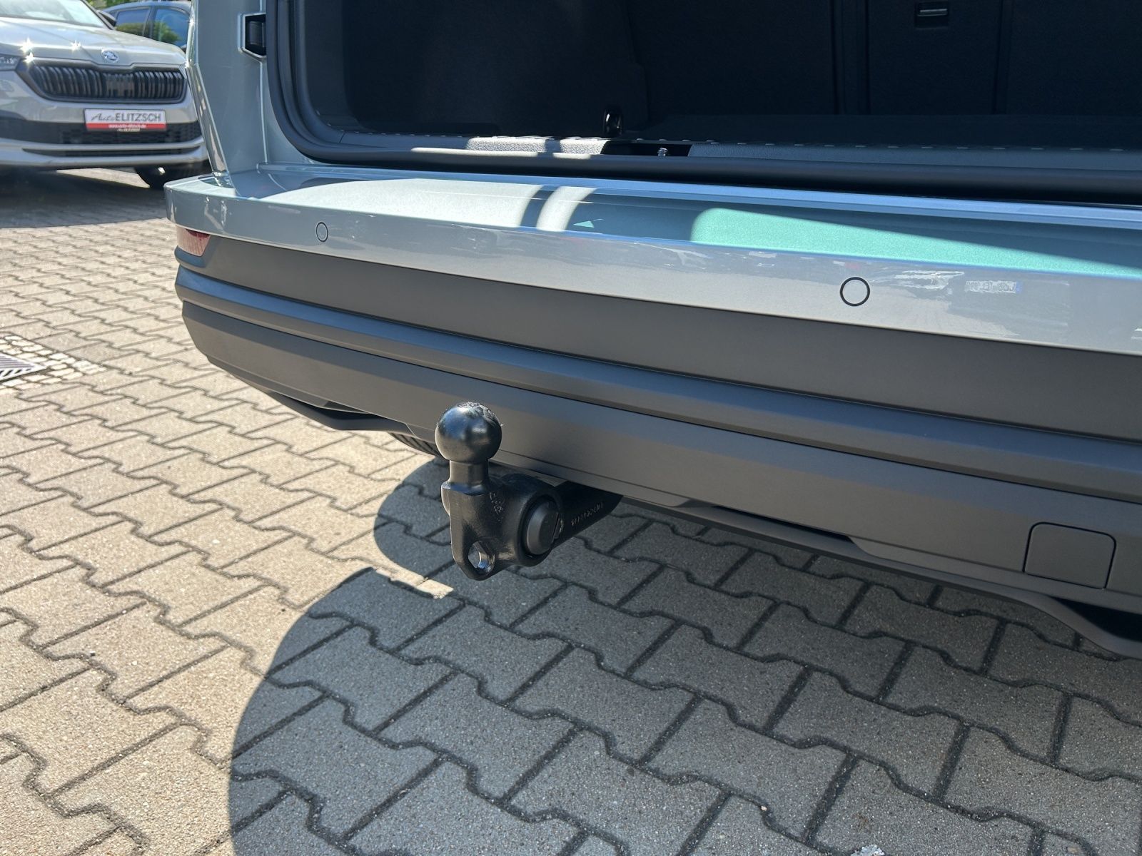 Fahrzeugabbildung SKODA Karoq 1.5 TSI Balance 3J ASG ACC MATRIX AHK RFK