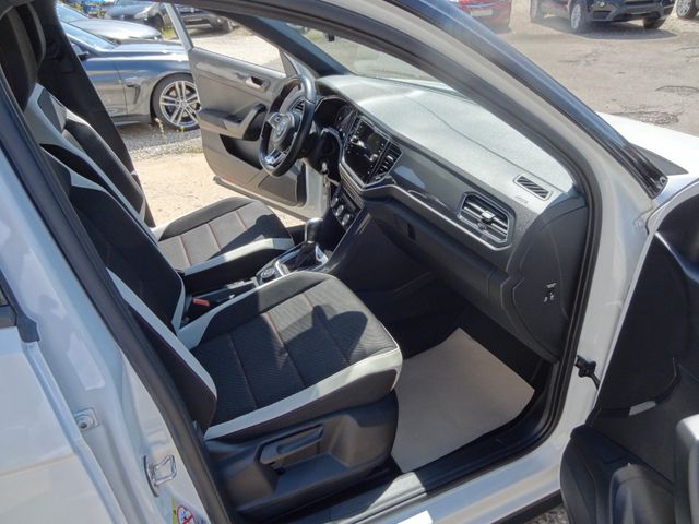 Fahrzeugabbildung Volkswagen T-Roc Sport 4Motion/1.Hd/AHK/42.500km/
