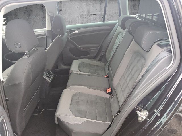Golf VII Variant 1.5TSI R-Line Navi Climatronic