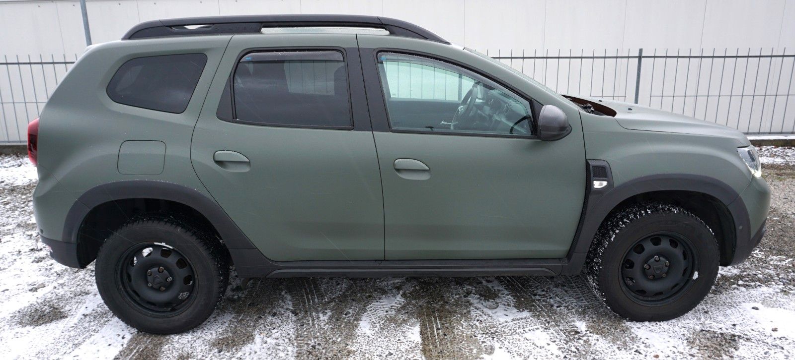 Fahrzeugabbildung Dacia Duster Adventure AHK,Scheckheft,Leder,LED,Navi