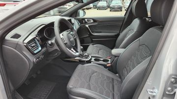 Kia Ceed SW 1.5T 140 Edition 30 Kamera PDC Navi SHZ