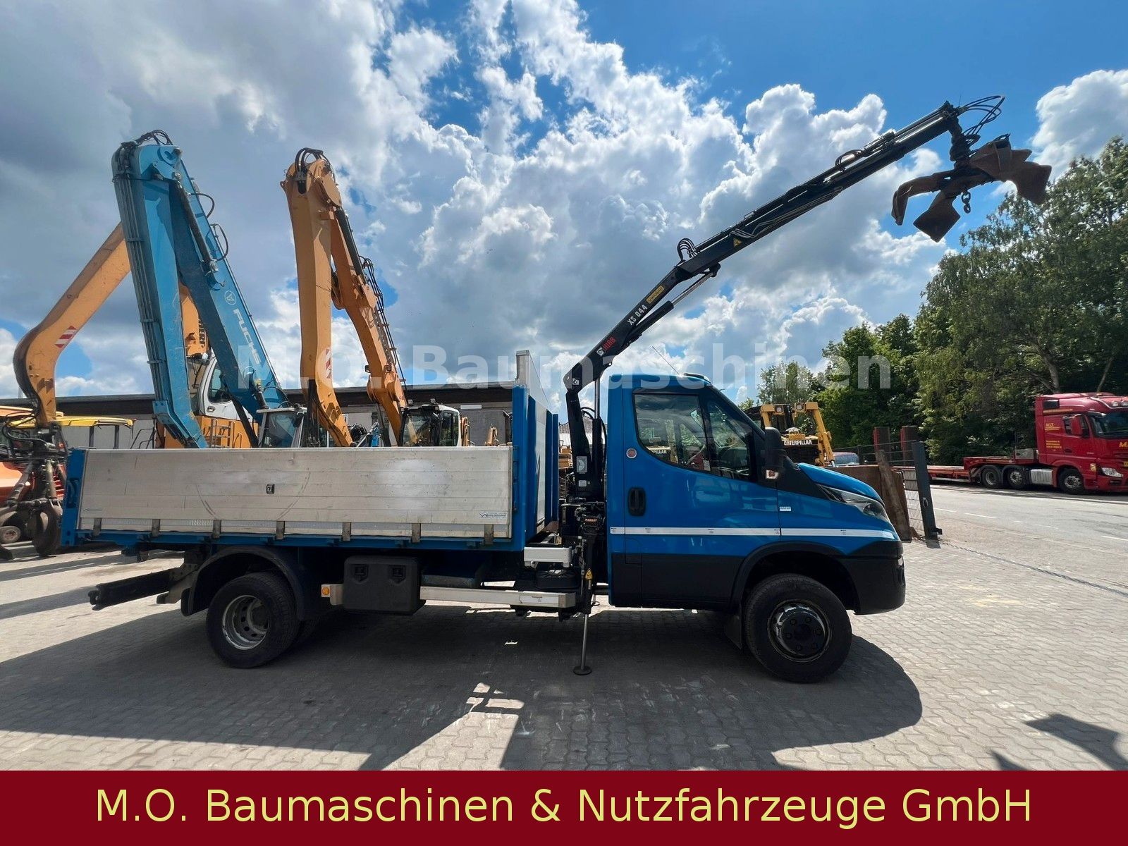 Fahrzeugabbildung Iveco Daily 70C18 / Kipper+Kran Hiab 044 D-2/