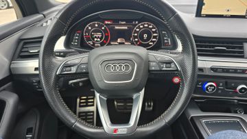 Audi Q7 - 12