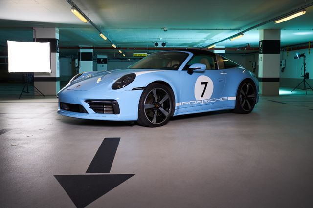 PORSCHE Targa Heritage Design | Gulf Blue | 1 of 3
