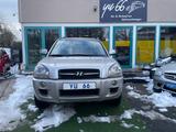 Hyundai Tucson2.0GLS TÜV NEU,VOLLLEDER,KLIMAAUT,SITZHEIZ - Hyundai Gebrauchtwagen von 2006