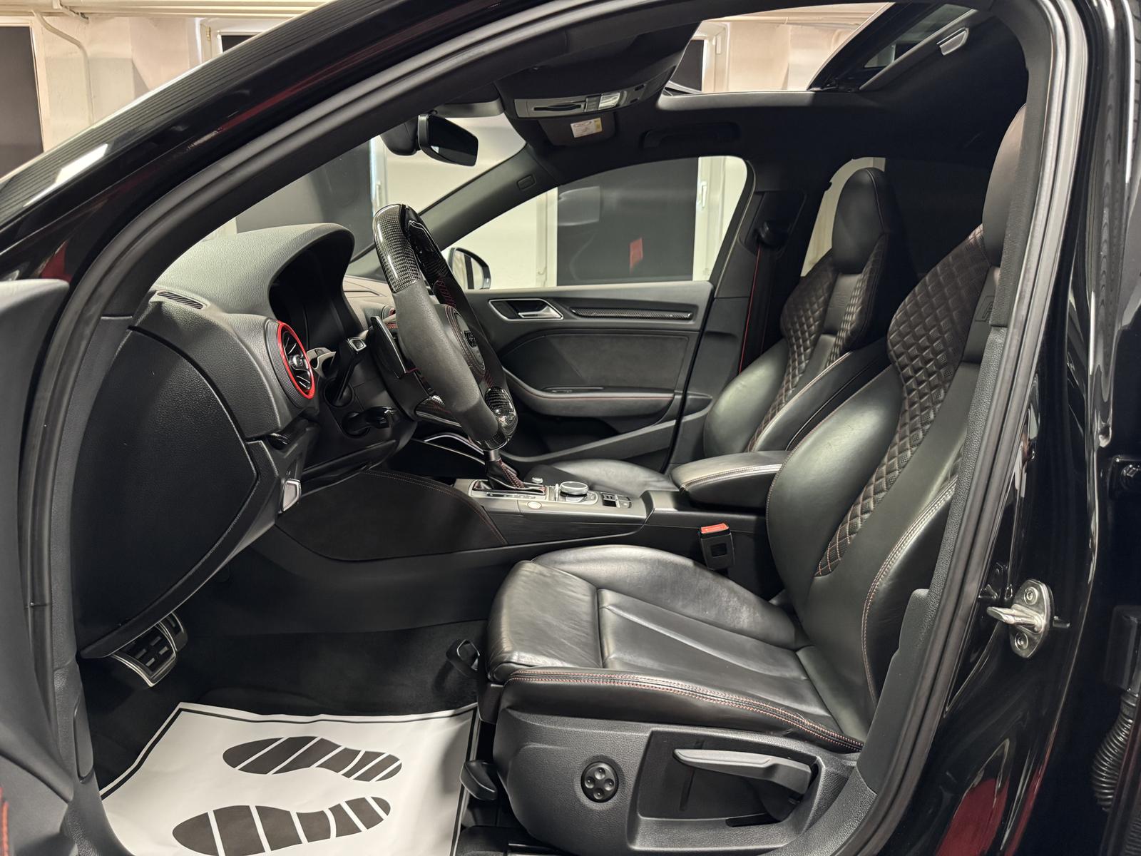 Audi RS 3 2.5 TFSI quattro*PANO*SCHALE*B&O*S.ABGAS*