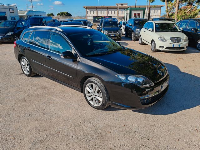 Renault Laguna 2.0 dCi 150CV SporTour Initiale