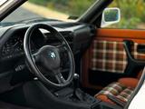 BMW 320is COMPLETELY OVERHAULED! - BMW 320: Is