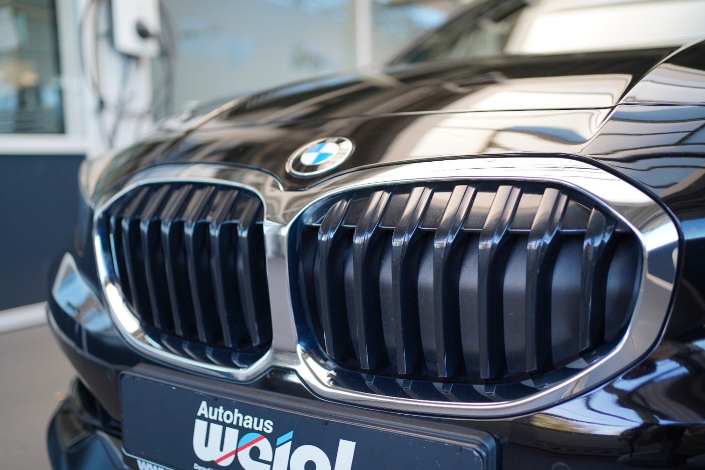 Fahrzeugabbildung BMW 118i Sport Line +LED+Live Cockpit+Head Up Displa