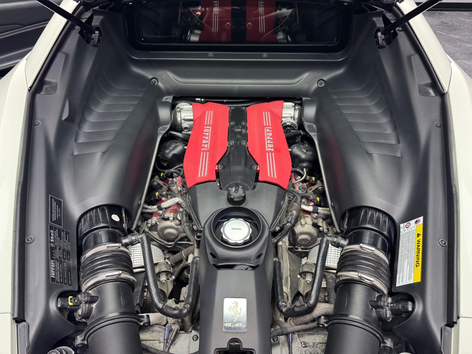FERRARI 488 GTB CARBON RACING