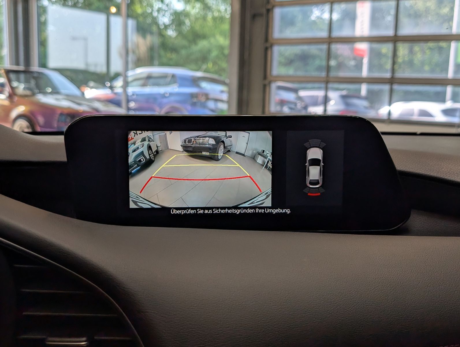 Fahrzeugabbildung Mazda 3 2.0 Skyactive-G Homura HUD Navi LED Kamera ACC