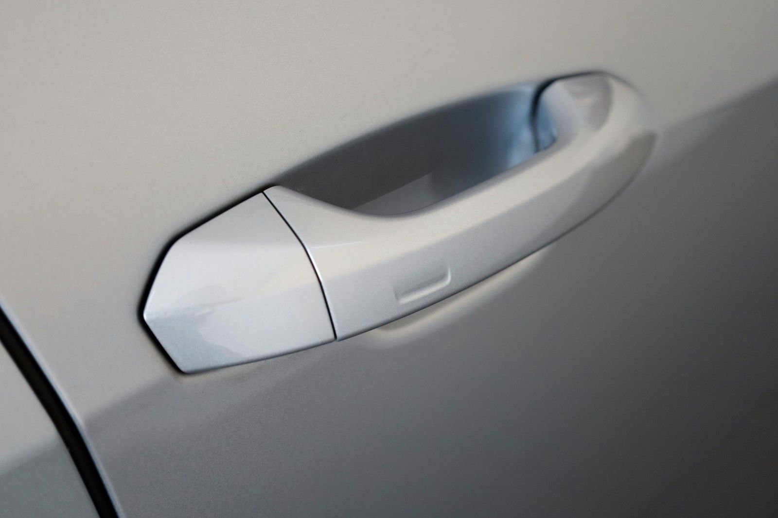Fahrzeugabbildung Audi A6 Avant 40 TDI quattro Leder,Navi,LED,Kamer,AHK