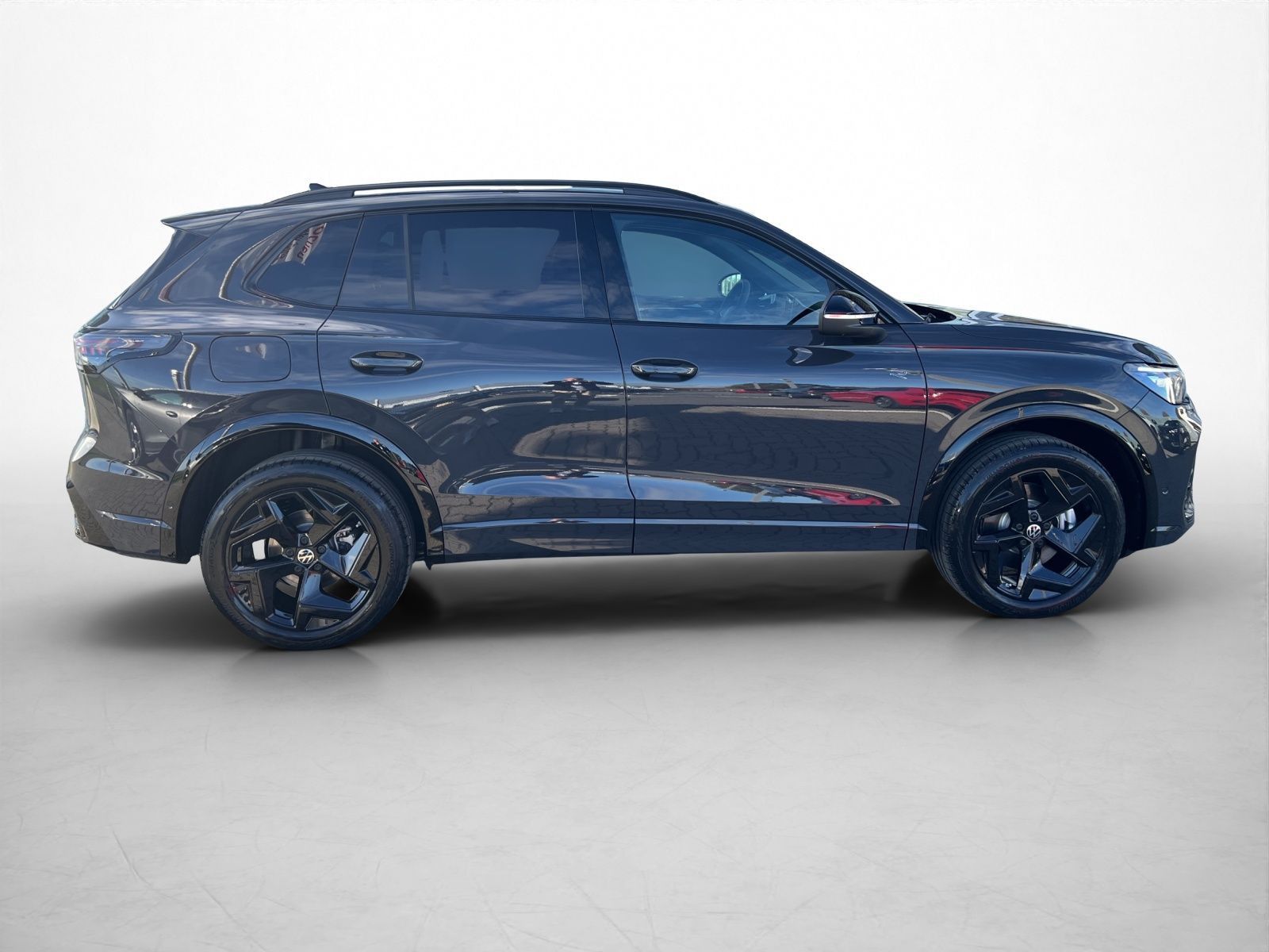 Volkswagen Tiguan 1.5 eHybrid DSG R-Line AHK*NAV*SHZ*360° imagem 3