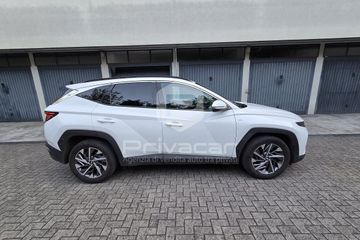 Hyundai TUCSON - 4