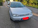 Volkswagen Golf IV 2.3 V5 - Volkswagen Golf: Iv V5