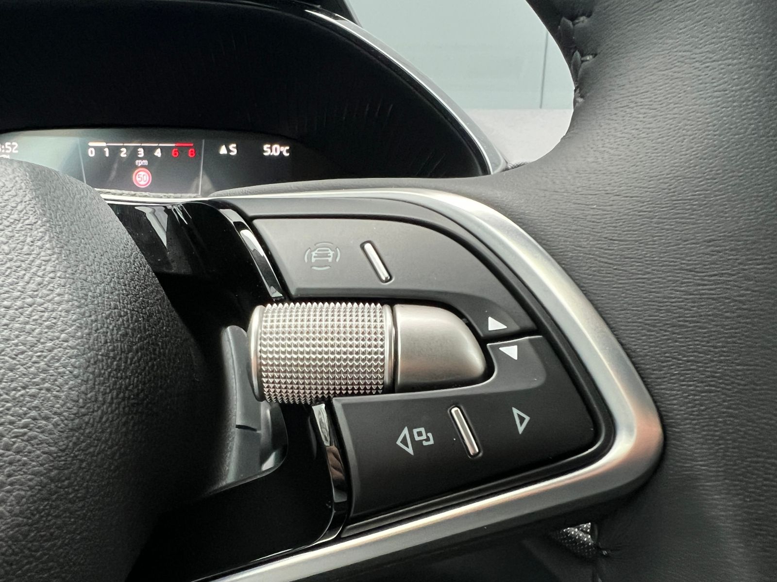 Fahrzeugabbildung SKODA Fabia Selection Edition 130 1.0 TSI DSG *Garanti