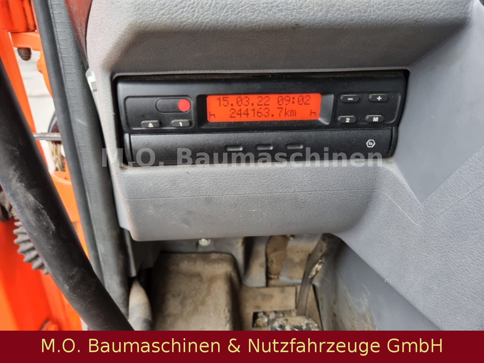 Fahrzeugabbildung Renault Premium 370 dci / Asphalt-Bitumen-Sprayer / 6x2